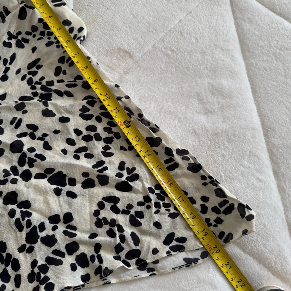 Sheer Leopard Print Blouse - 100% Viscose, Size P, Button-Up, Long Sleeve - Picture 12 of 14